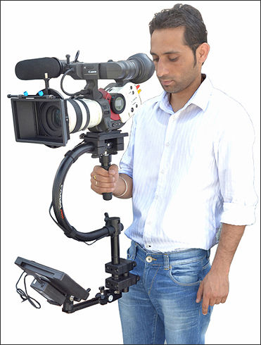C-Flycam Pro Hand Held Camera Stabilizer For Camera Weighing Up To 2.5 Kg