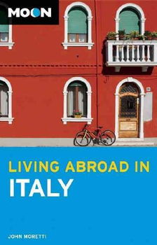 Moon Living Abroad in Italymoon 