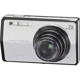 Silver 12MP Digital Camera with 7x Optical Zoom, 3.0\" LCD, HDMI Output and Smile Shotsilver 