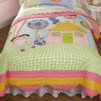 Tias Doll House Twin Quilt with Pillow Sham
