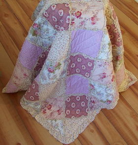 Raggedy Patch Throw