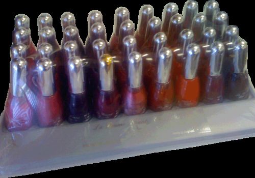 NAIL POLISH 'SILVER CAP' TRAY 2 - 36 PIECES; 9 SHADESnail 