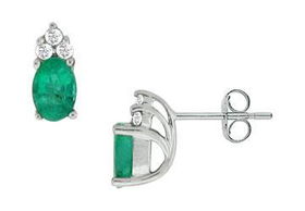 Emerald and Diamond Earrings : 14K White Gold - 0.75 CT TGWemerald 