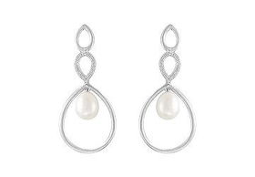 Cultured Pearl Drop Earrings : 14K White Gold - 0.10 CT Diamondscultured 