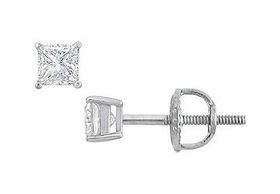 14K White Gold : Princess Cut Diamond Stud Earrings - 0.25 CT. TW.white 