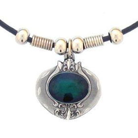 Earth Spirit Necklace - Emerald Stoneearth 
