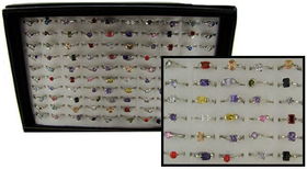 100 Assorted Austrian Crystal Rings in Display Case Pack 100assorted 