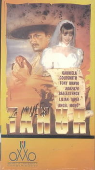 LA MUJER DEL TAHURmujer 