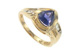 Iolite and Diamond Ring : 14k Yellow Gold - 1.00 CT TGW - Ring Size 9.0