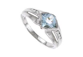 Aquamarine and Diamond Ring : 14K White Gold - 1.00 CT TGW - Ring Size 9.0aquamarine 