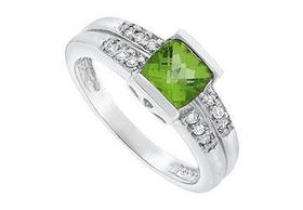 Peridot and Diamond Ring : 14K White Gold - 1.50 CT TGW - Ring Size 9.5peridot 