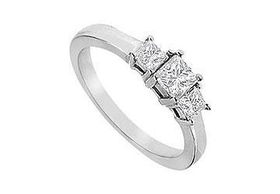 Three Stone Diamond Engagement Ring : 14K White Gold - 1.00 CT Diamonds - Ring Size 9.0stone 
