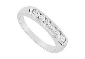 Diamond Wedding Band : 14K White Gold - 0.25 CT Diamonds - Ring Size 9.5diamond 
