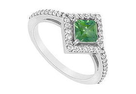 Emerald and Diamond Engagement Ring : 14K White Gold - 1.00 CT TGW - Ring Size 9.0emerald 