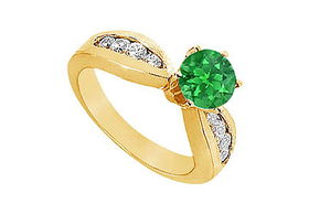 Emerald and Diamond Engagement Ring : 14K Yellow Gold - 1.00 CT TGW - Ring Size 9.5emerald 
