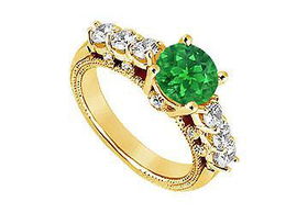 Emerald and Diamond Engagement Ring : 14K Yellow Gold - 1.00 CT TGW - Ring Size 9.0emerald 