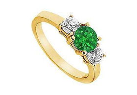 Emerald and Diamond Engagement Ring : 14K Yellow Gold - 1.25 CT TGW - Ring Size 9.0emerald 