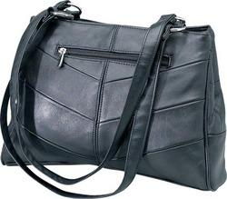 BLACK LEATHER PURSEblack 