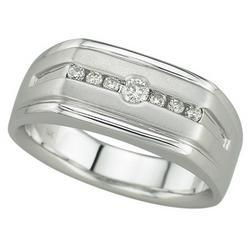14K White Gold Men's Diamond Ring - Size 10white 