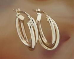 Ladies 14K Gold Hoop Earrings