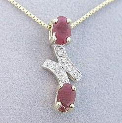 RUBY DIAMOND GOLD NECKLACEruby 