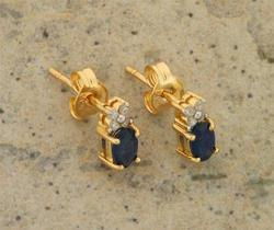 Midnight Sapphire and Diamond 14K Gold Stud Earringsmidnight 