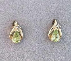 PERIDOT DIAMOND GOLD GEMSTONE EARRINGSperidot 