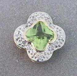 .50 CTTW PERIDOT DIAMOND GOLD PENDANT