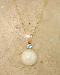 Pearl and Aquamarine Gold Pendant Necklacepearl 