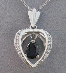 Sapphire, Diamond and White Gold Pendant Necklacesapphire 