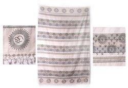 Handcrafted Om Design Ribbed Tapestry