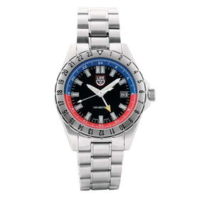 World Traveler, Black Dial, Red & Blue Bezel, Steel Braceletworld 