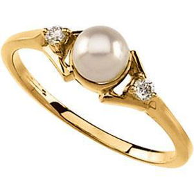 14K Yellow Gold Cultured Pearl & Diamond Ringyellow 