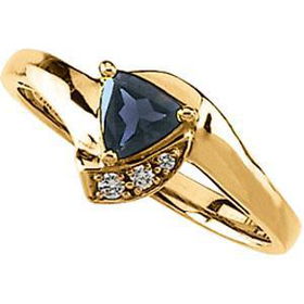 14K Yellow Gold Iolite & Diamond Ringyellow 