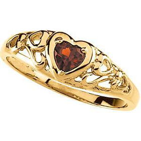 14K Yellow Gold Mozambique Garnet Heart Ringyellow 