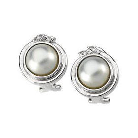 14K White Gold Mabe Pearl & Diamond Earringswhite 