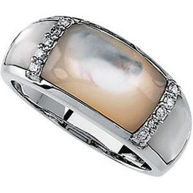 14K White Gold Mother Of Pearl & Diamond Ringwhite 