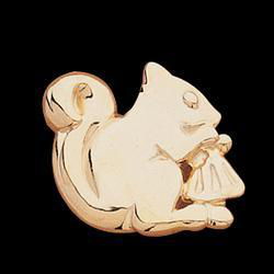 14K Yellow Gold The Trusting Squirrel Broochyellow 