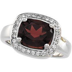 14K White Gold Mozambique Garnet & Diamond Ringwhite 