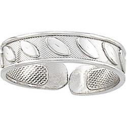 14K White Gold Toe Ring W/Designwhite 