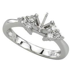 14K White Gold Prong Set Round Diamond Semi Mount Engagement Ring (0.20 ctw)white 