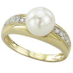 14K Yellow Gold White Pearl & Diamond Ringyellow 