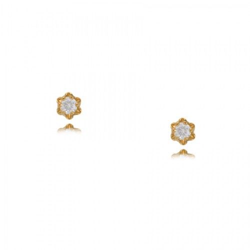 Diamond Stud Earrings in Yellow Gold - Small Round Cut