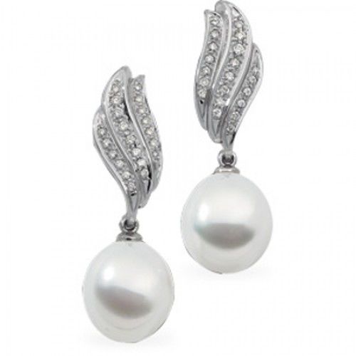 13mm Elongated White Pearl and Diamond Earrings -18k
