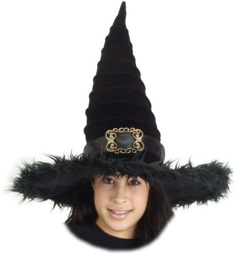 Hat Ridged Witch
