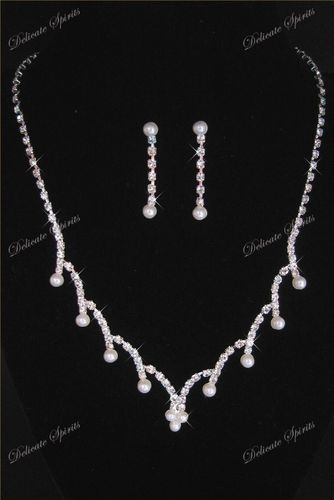 Faerie White Pearl Swarovski Crystal Wedding Pageant Bridal Necklace Earring Set