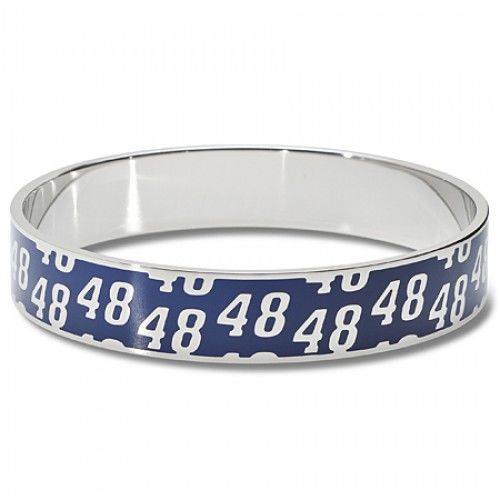 Sports Design Bracelet in Stainless Steel - Glossy Finish - Tasteful