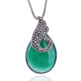 Spiritual Jewelry Green Agate Natural Stone Peacock Pendant for Girls w/ SILVER CHAIN