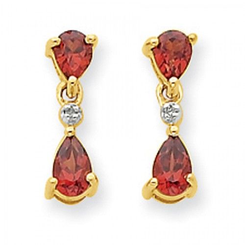 Garnet & Diamond Earrings in 14kt Yellow Gold - Friction Back - Oval Shape