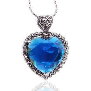 .925 Sterling Thai Silver Pendant Marine Star Jewelry Blue Zirconia Stone (w/ NECKLACE)